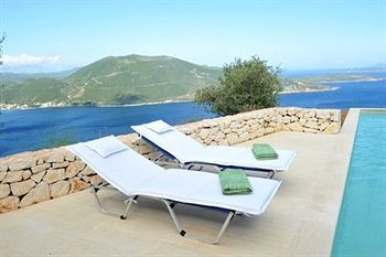 Urania Luxury Villas Pondi Экстерьер фото